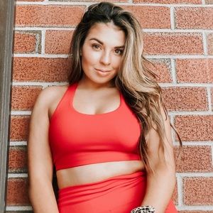 Meet your Posher, Briana